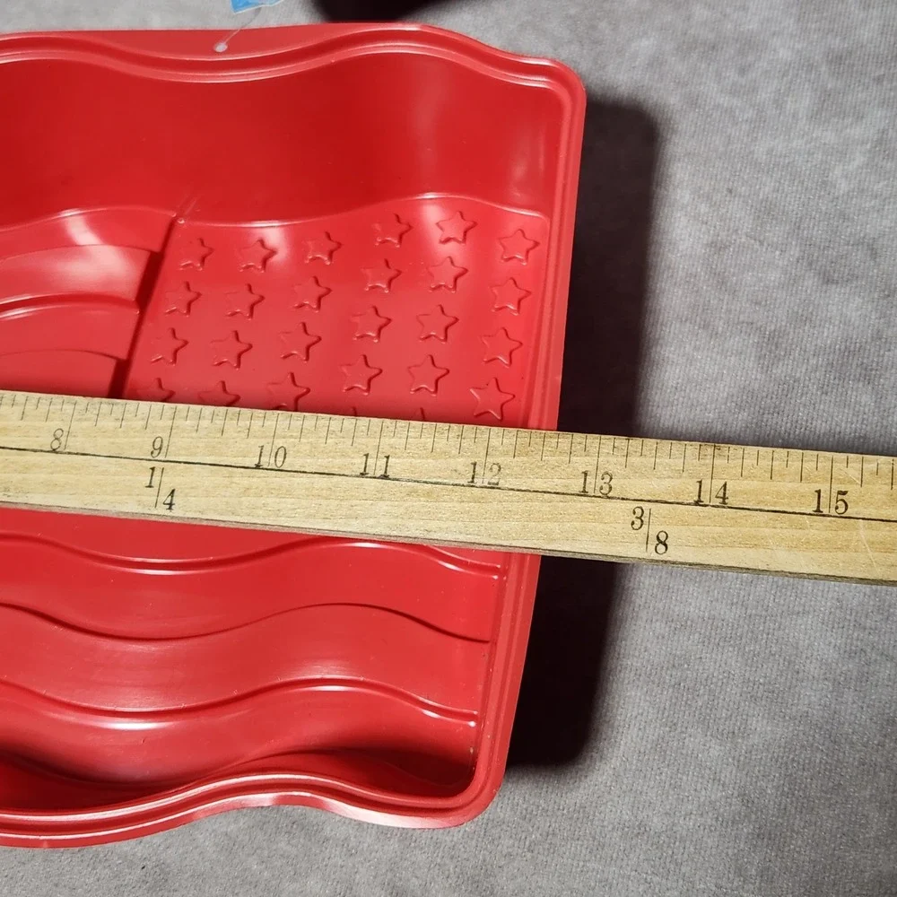 (2) Vintage Jell-O Cool Whip American Flag Wavy Gelatin Mold Red Patriotic USA